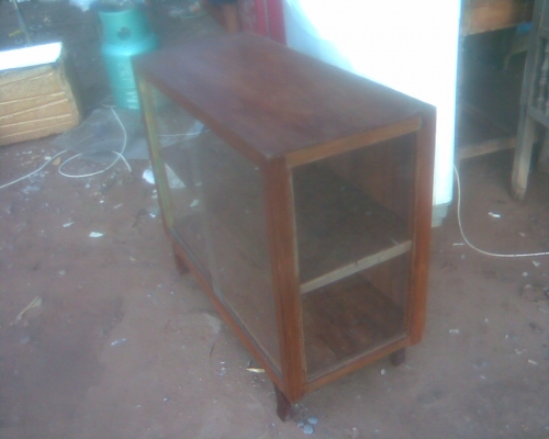 ตู้ไม้สัก