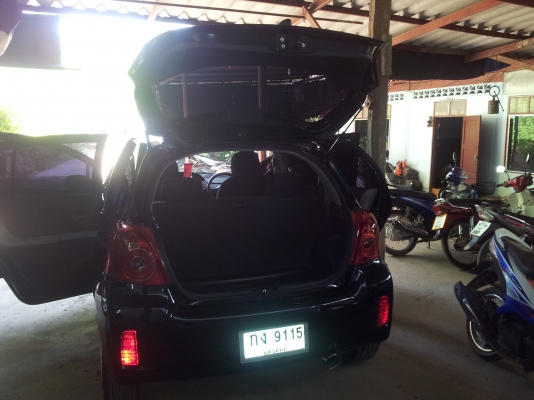 ขาย ยารีส ปี13 รถ เกียร์ออโต้ ผู้หญิงใช้ มือเดียว รถสวยมากสภาพนางฟ้า