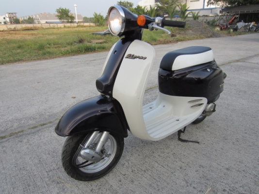 ขายด่วนๆ Honda Giorno 50cc. สีแดง และ สีดำ 2 คัน คันละ 16,000 บาท