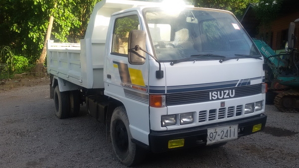 ขายรถ6ล้อดั้มNKRเครื่อง110สวยๆ พร้อมใช้งาน เจ้าของขายเอง ขายรถ6ล้อดั้มNKRเครื่อง110สวยๆ พร้อมใช้งาน เจ้าของขายเอง