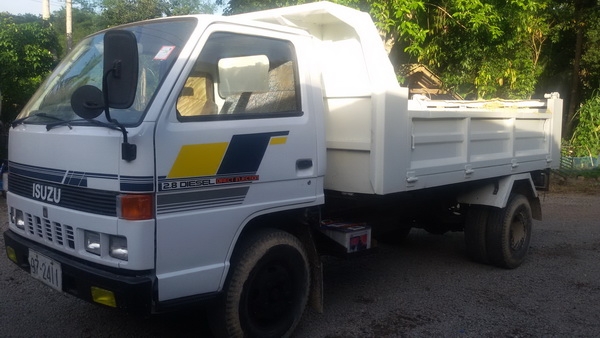 ขายรถ6ล้อดั้มNKRเครื่อง110สวยๆ พร้อมใช้งาน เจ้าของขายเอง