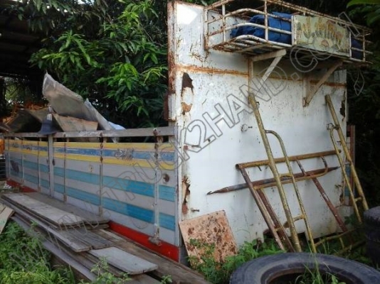 กระบะปิเนียมของอีซูซุ