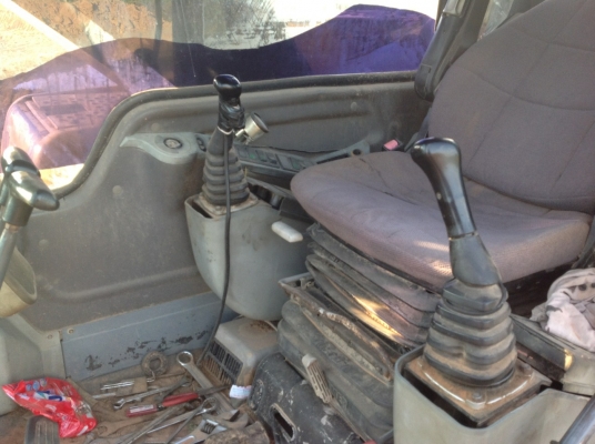 ขายรถตักแม็คโค วอลโว่210 ช่วงล่างดี เอกสารอินวอยซ์ เครื่องดี ไฟฟ้าเต็ม เอวดี บูมสวย