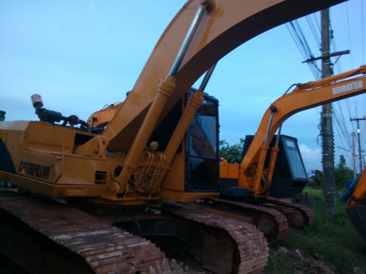 ขายCAT E200B 490,000 ใส่เครื่อง6D16 terbo 0895770265