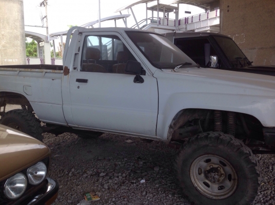 ขาย Toyota LN60 หัวเดียว4ขอ