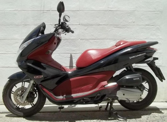 Honda Pcx 150 สีดำ แดง จดปี55