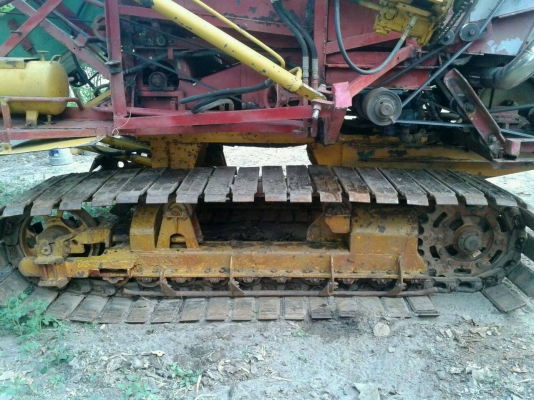 ขายรถเกี่ยวข้าว เกษตรพัฒนา ตัวเดิน10 อุ้ม ปั๊มอีตั้น เครือง 6BF TURBO สภาพพร้อมใช้งาน ช่วงล่างดี โซ่ D2