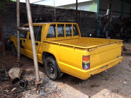 ขายรถ Mitsubishi L-200 ราคาถูก ขายรถ Mitsubishi L-200 ราคาถูก