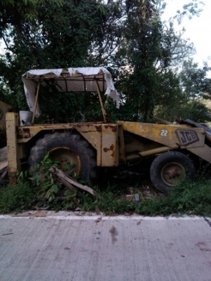 ขาย JCB  ตักหน้า ขุดหลัง 220,000 บาท