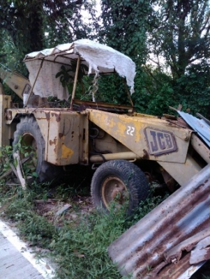 ขาย JCB  ตักหน้า ขุดหลัง 220,000 บาท