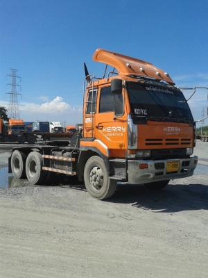 ขายด่วน !!  หัวลาก พร้อมหางสั้น 9 เมตร พื้นเหล็ก