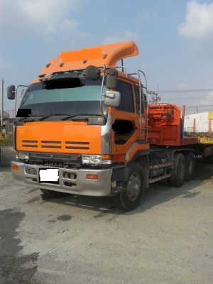 ขายด่วน !!  หัวลาก พร้อมหางสั้น 9 เมตร พื้นเหล็ก