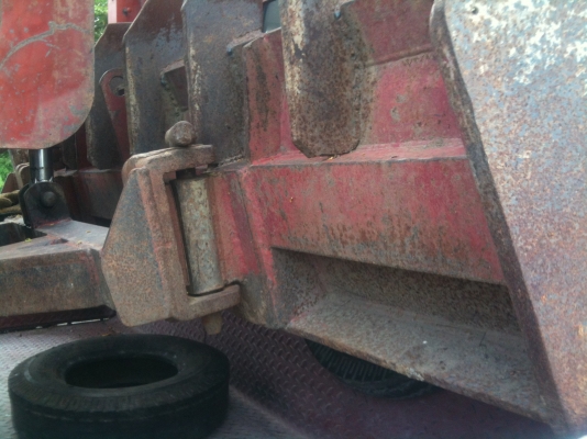 ขายรถไถแมสซี่ 390 MASSEY FERGUSON 390