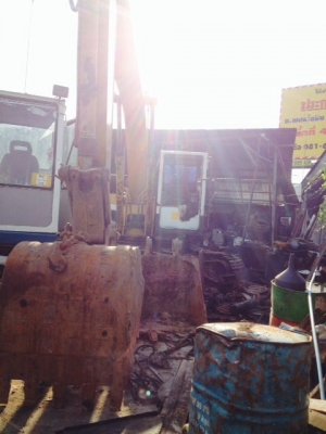 ขายรถแบคโฮ KOMATSU 200-3