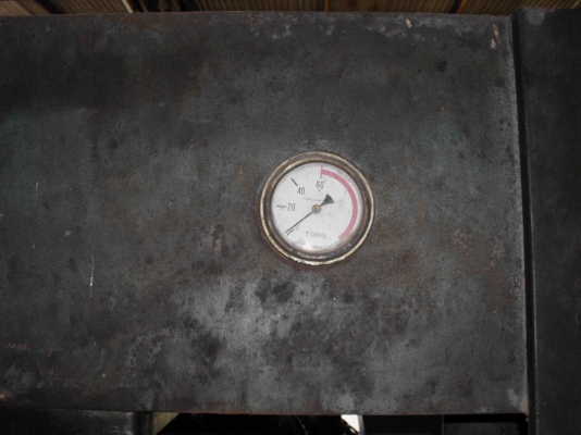 ขายแท่นอัดไฮดรอลิค สเต็นโฮจ stenhoj มือสอง