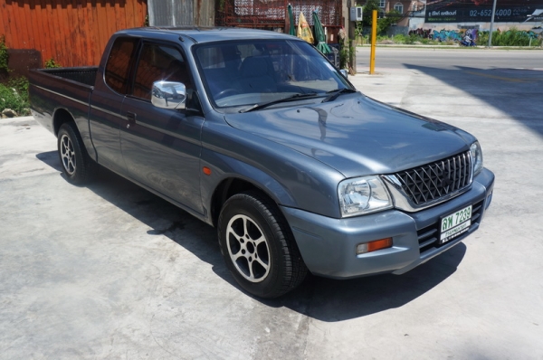 MITSUBISHI STRADA CAB ปี 2000 รถสวยๆ กระจกไฟฟ้า พวงมาลัยพาวเวอร์ ล้อ MAX แอร์เย็นๆ ภายในสภาพสวย สีสวย รถพร้อมใช้งาน จัดไฟแนนได้