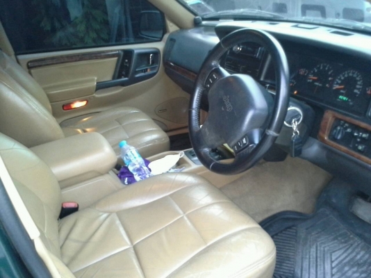 >> ขาย JEEP GRAND CHEROKEE 4.0 AT ปลายปี 1996 << >> ขาย JEEP GRAND CHEROKEE 4.0 AT ปลายปี 1996 <<