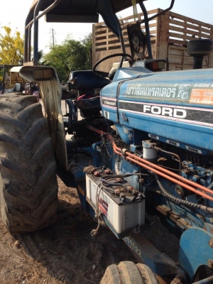 ford5000 ขายพร้อมหาง3 ford5000 ขายพร้อมหาง3