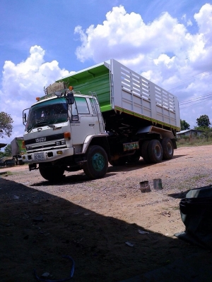 ขายด่วน ร็อคกี้240 ต่อกระบะใหม่ฝาข้างสามมิตร สภาพดีพร้อมใช้งาน