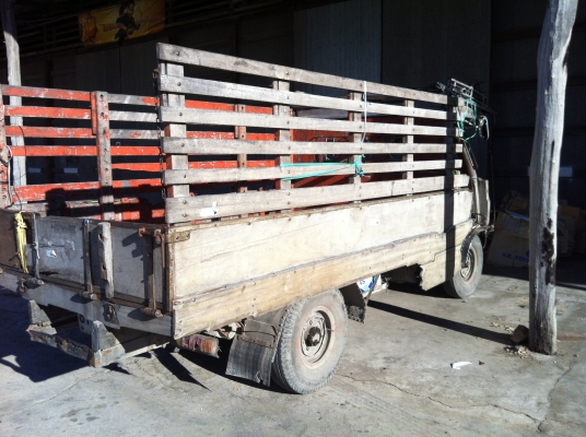 ขาย 60000 บาท TOYOTA BU 3000 สี่ล้อเล็ก รถขับได้ คัสซีสวย ขาย 60000 บาท TOYOTA BU 3000 สี่ล้อเล็ก รถขับได้ คัสซีสวย