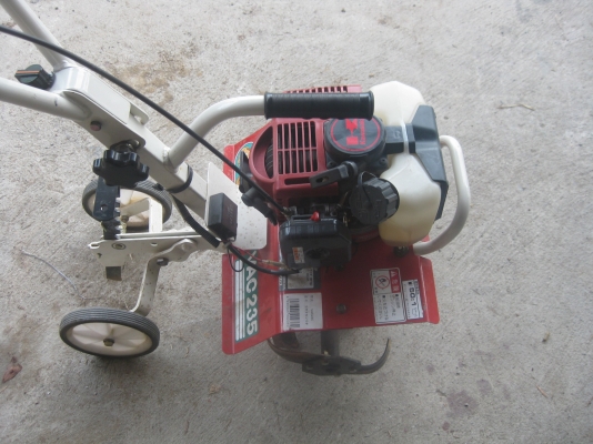 เครื่องพรวนดิน