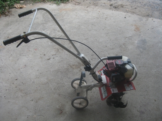 เครื่องพรวนดิน