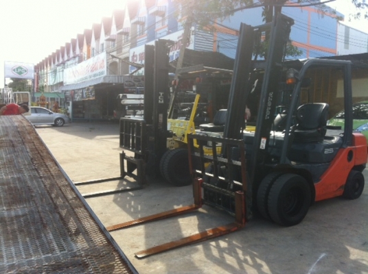 ขอบคุณมากครับลูกค้าที่อดทนรอ !!!!!!รถโฟลคลิฟแท้จากญี่ปุ่นแท้ทุกๆๆคันครับ (ลูกค้าที่สั่งจองรถจากเรารอตู้ต่อไปน่ะครับ )เดิมแท้จากญี่ปุ่น !!!! สีเดิมและตัวถังสภาพเดิมจากญี่ปุ่น (รับประกันเครื่องยนต์ 6 เดือน จัดส่งฟรีทั่วประเทศ) ขอบคุณมากครับลูกค้าที่อดทนรอ !!!!!!รถโฟลคลิฟแท้จากญี่ปุ่นแท้ทุกๆๆคันครับ (ลูกค้าที่สั่งจองรถจากเรารอตู้ต่อไปน่ะครับ )เดิมแท้จากญี่ปุ่น !!!! สีเดิมและตัวถังสภาพเดิมจากญี่ปุ่น (รับประกันเครื่องยนต์ 6 เดือน จัดส่งฟรีทั่วประเทศ)