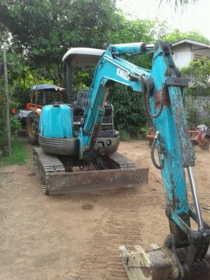 ขายรถขุด KOBELCO 030SR นพดล ระยอง 0818618678