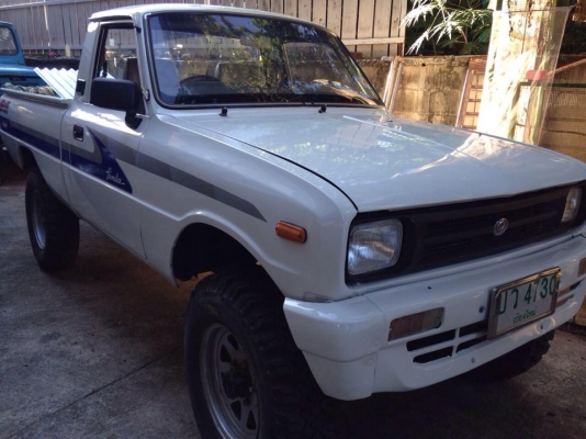 Mazda 1400 4WD