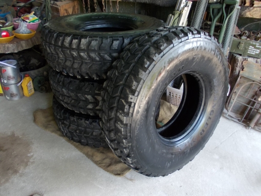 m601ขายยางฮัมวี่สวยๆราคาถูกเส้นละ  3000