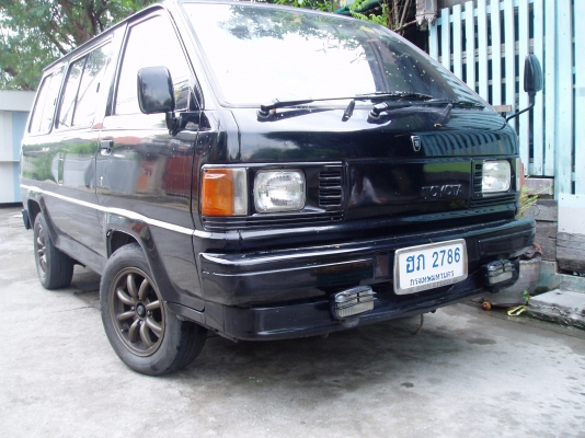 ขายรถตู้ไลเอทเครื่อง4เอส1800หัวฉีดติดแก๊สแล้ว