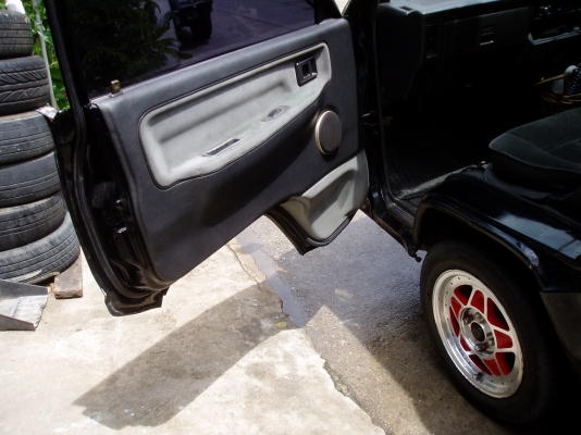 ขายรถตู้ไลเอทเครื่อง4เอส1800หัวฉีดติดแก๊สแล้ว