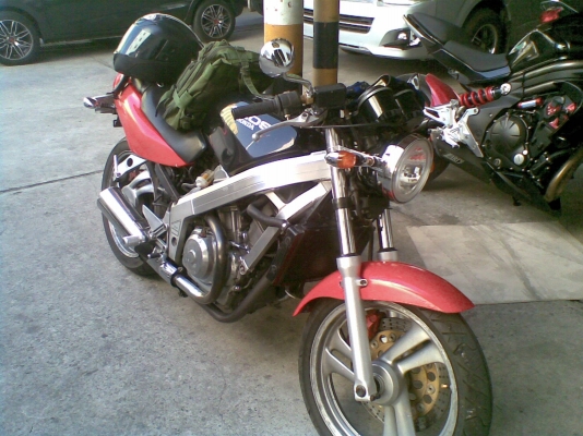 ลดราคาให้อีกHonda Bros400cc. ลดราคาให้อีกHonda Bros400cc.