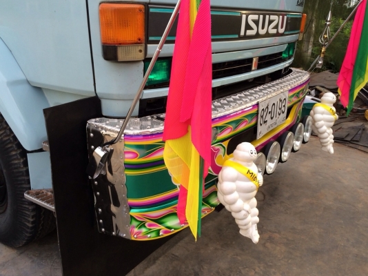 ขายด่วนสิบล้อ195นางฟ้า สองเพลาดั้มสามมิตรสวยๆ