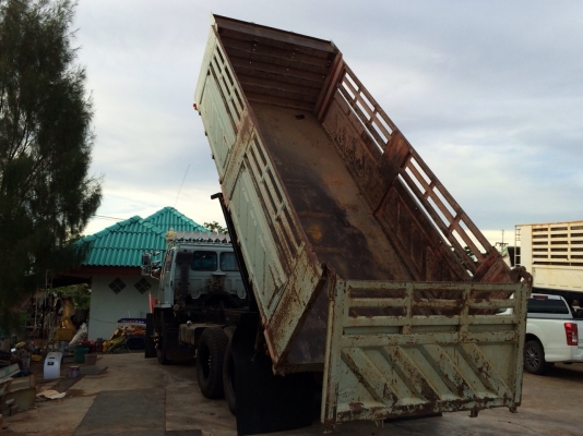 ขายด่วนสิบล้อ195นางฟ้า สองเพลาดั้มสามมิตรสวยๆ