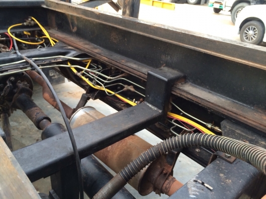 ขายด่วนสิบล้อ195นางฟ้า สองเพลาดั้มสามมิตรสวยๆ