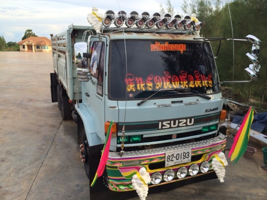 ขายด่วนสิบล้อ195นางฟ้า สองเพลาดั้มสามมิตรสวยๆ