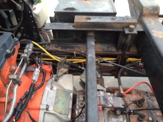 ขายด่วนสิบล้อ195นางฟ้า สองเพลาดั้มสามมิตรสวยๆ