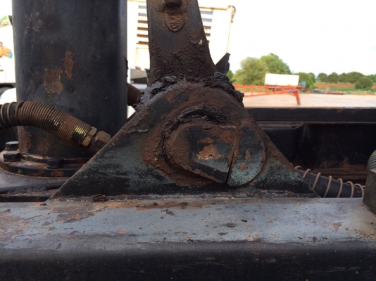 ขายด่วนสิบล้อ195นางฟ้า สองเพลาดั้มสามมิตรสวยๆ