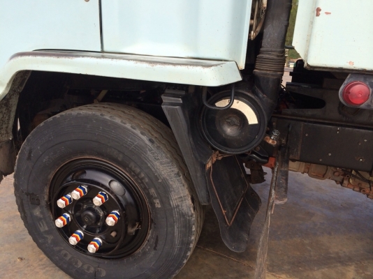 ขายด่วนสิบล้อ195นางฟ้า สองเพลาดั้มสามมิตรสวยๆ