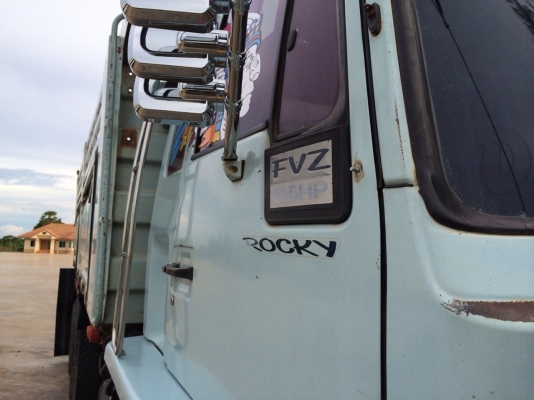 ขายด่วนสิบล้อ195นางฟ้า สองเพลาดั้มสามมิตรสวยๆ