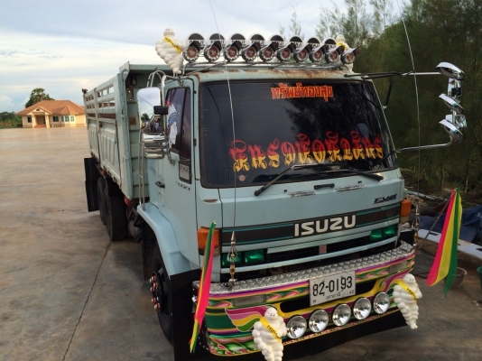 ขายด่วนสิบล้อ195นางฟ้า สองเพลาดั้มสามมิตรสวยๆ