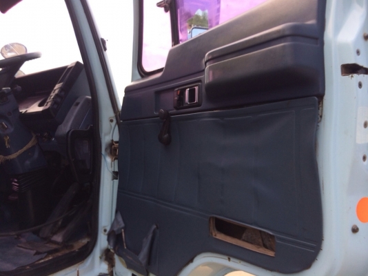 ขายด่วนสิบล้อ195นางฟ้า สองเพลาดั้มสามมิตรสวยๆ