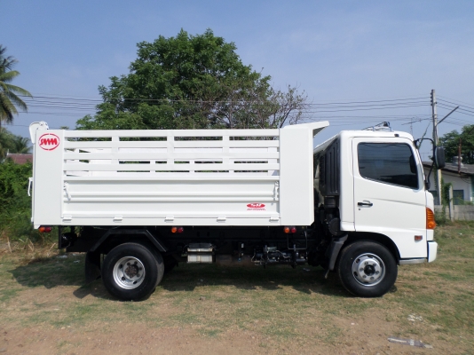 ขาย 6 ล้อ ฮีโน่เมก้า ดัมพ์ QDR 175 แรง ยาว 4 ม. ปี 2008 สภาพสวยเดิมเครื่องดี พร้อมใช้งาน ชมก่อนได้ครับ สนใจติดต่อ 081-9425443