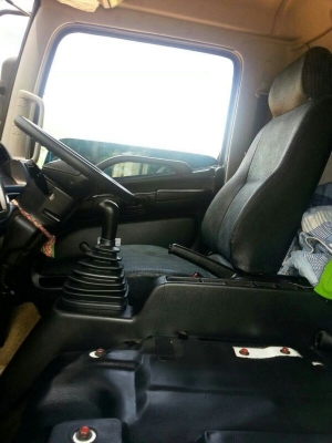 รถฮีโน่ 6 ล้อดั้ม 175 แรงม้า. ปี 55  ( รถวิ่ง 3x,xxx กว่า กม. )  สนใจติ ดต่อ 081 - 6079515