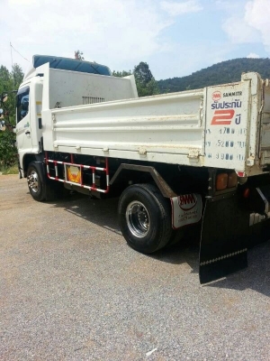 รถฮีโน่ 6 ล้อดั้ม 175 แรงม้า. ปี 55  ( รถวิ่ง 3x,xxx กว่า กม. )  สนใจติ ดต่อ 081 - 6079515