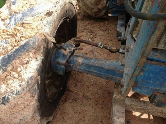 รถไถ FORD 6610. ( 2 เพลา. ) สนใจติดต่อ 081 - 6079515 รถไถ FORD 6610. ( 2 เพลา. ) สนใจติดต่อ 081 - 6079515