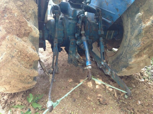 รถไถ FORD 6610. ( 2 เพลา. ) สนใจติดต่อ 081 - 6079515 รถไถ FORD 6610. ( 2 เพลา. ) สนใจติดต่อ 081 - 6079515