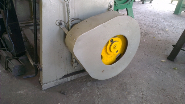 Sell> ขายกรรไกรซอยเหล็กแผ่น หน้ากว้าง 4 ฟุต ใบมีดใหม่ พร้อมใช้งาน อุปกรณ์ครบ กำลังร้อนเงินเลยครับ ใครก็ได้ ซอย ข่อย แน.....