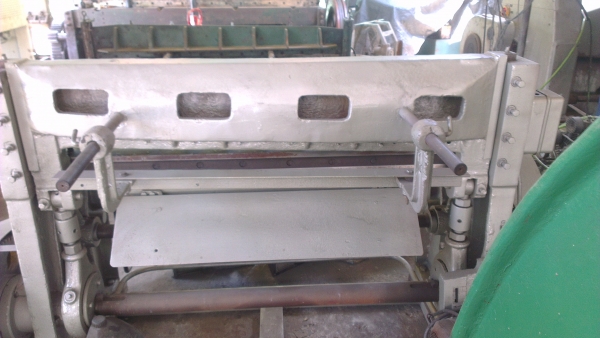 Sell> ขายกรรไกรซอยเหล็กแผ่น หน้ากว้าง 4 ฟุต ใบมีดใหม่ พร้อมใช้งาน อุปกรณ์ครบ กำลังร้อนเงินเลยครับ ใครก็ได้ ซอย ข่อย แน.....